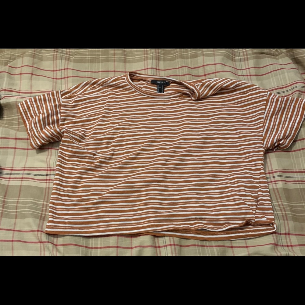Forever 21 t-shirt
